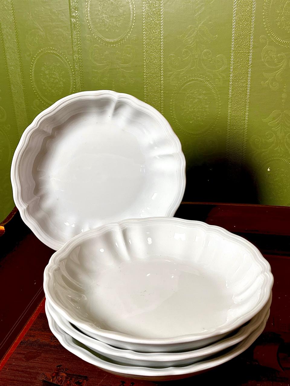 Richard Ginori Italy White Scalloped Porcelain Bowls Set of 4 – Vintage Italian Tableware