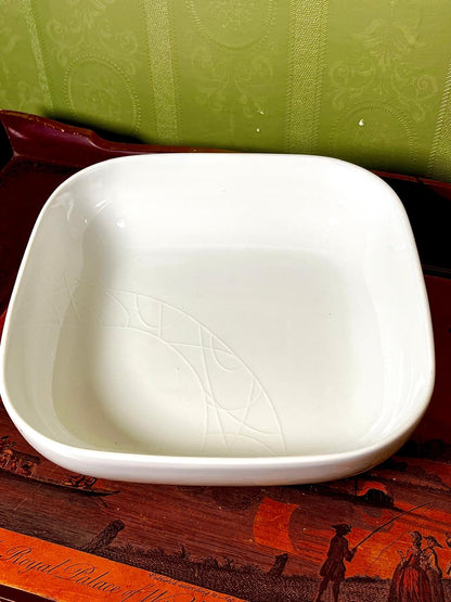 Jamie Oliver by Queens White Square Serving pasta plater 23 cm