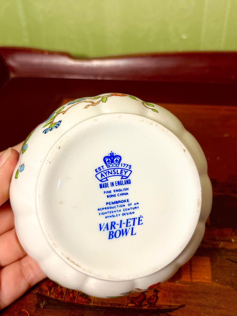 Aynsley Pembroke Var-I-Ete Bone China Bowl – 4.25 in