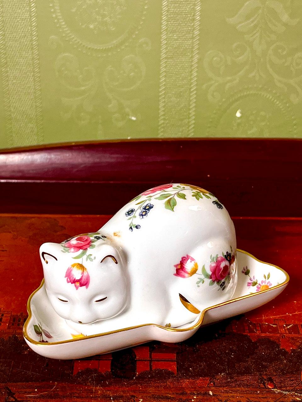 Floral Cat Figurine & Shell Tray, 5 in Decorative Home Decor