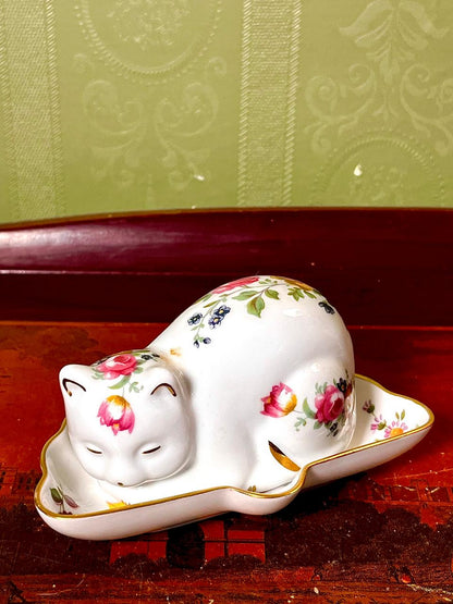 Floral Cat Figurine & Shell Tray, 5 in Decorative Home Decor