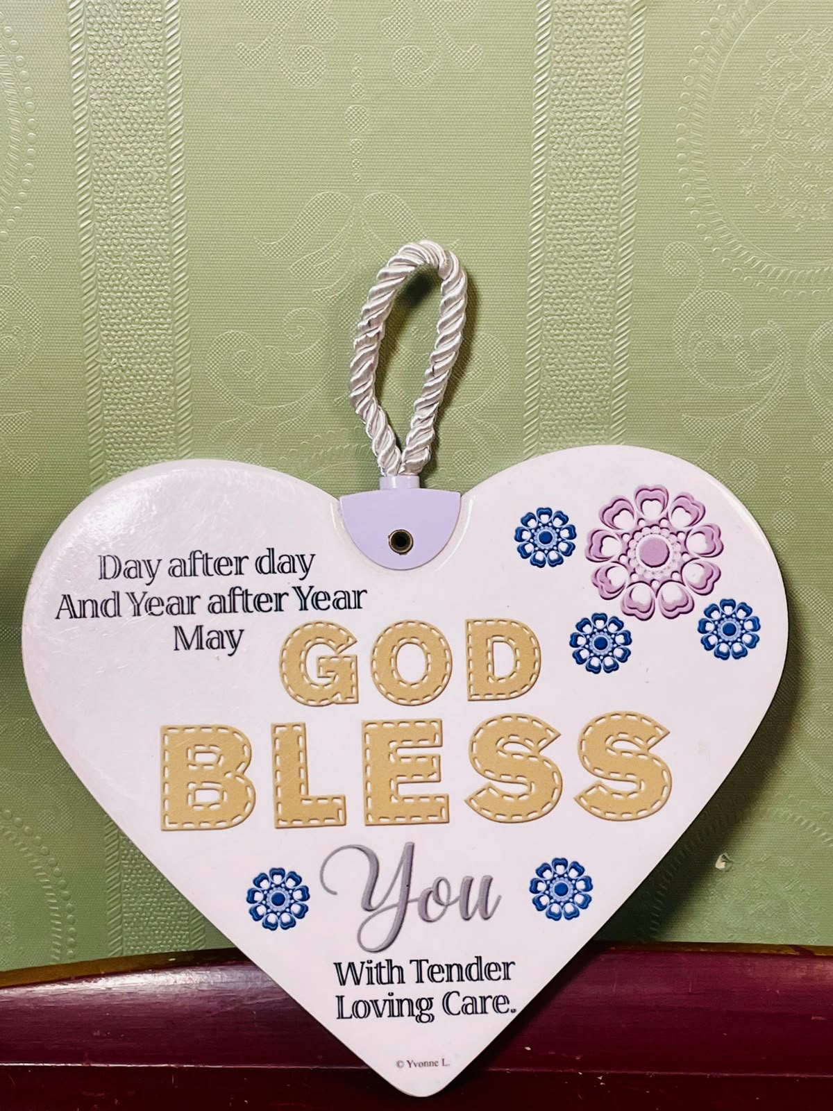 God Bless You Heart Hanging Plaque Floral Sentiment 20cm