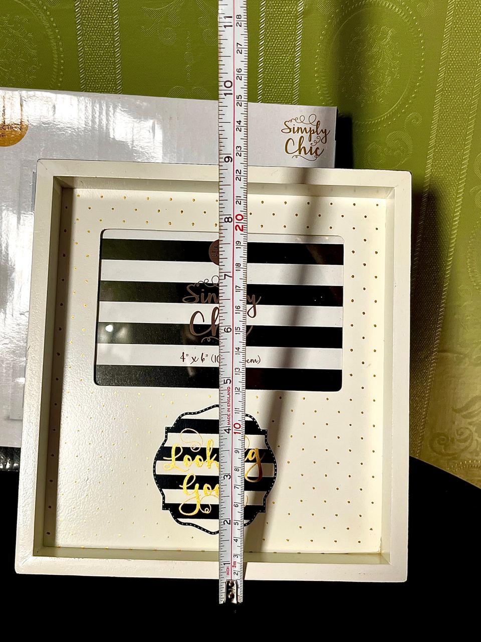 Simply Chic Looking Good Photo Frame 10x15cm