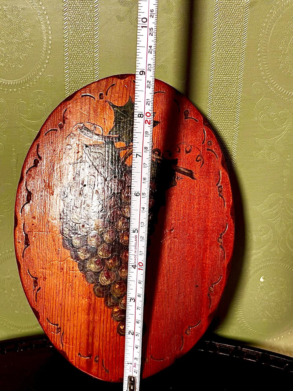 Vintage Painted Wooden Wine & Grapes Wall Plaque 23cm