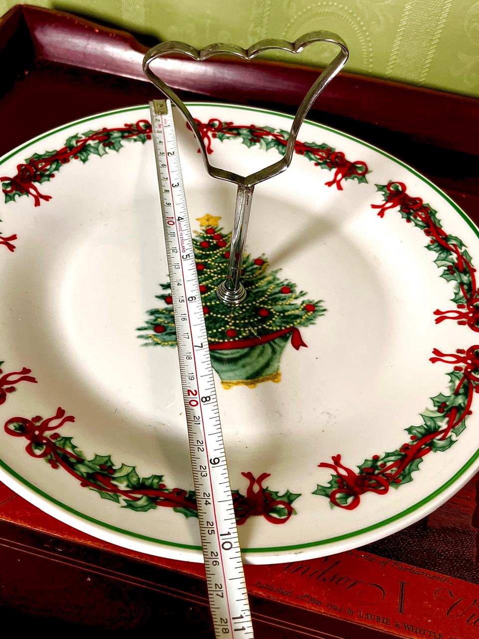 Vintage Christmas Tree Serving Plate with Handle, 10 Inch