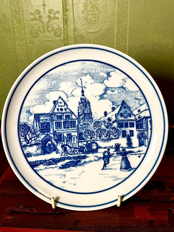 Hutschenreuther Eltzer Hof Eltville am Rhein Limited Edition Porcelain Plate 8 inch