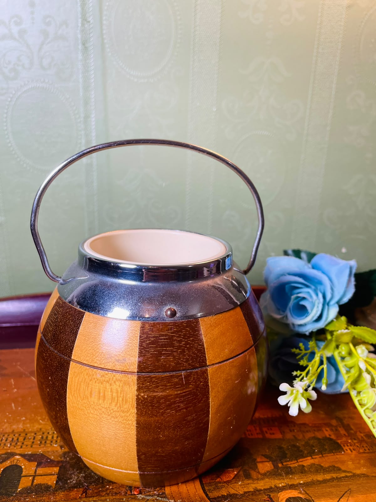 Wooden Barrel Candle Holder with Metal Handle 13 cm