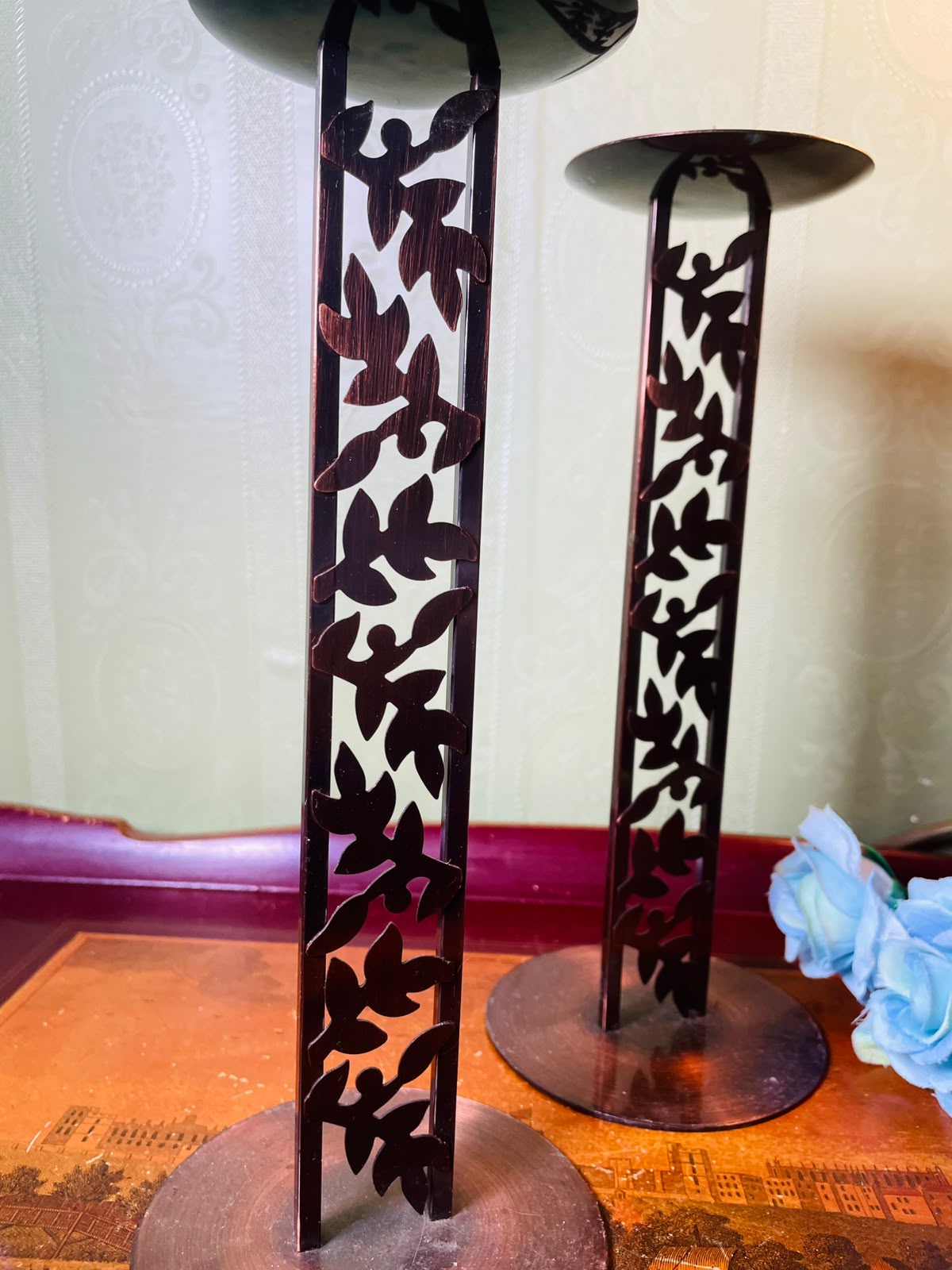 Pair of Metal Leaf Cutout Candle Holders 24 cm
