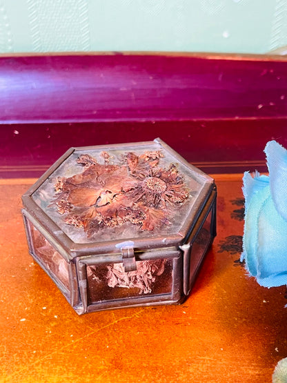 Vintage Hexagonal Floral Keepsake Box 15 cm