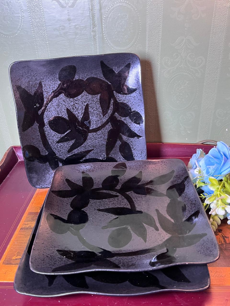3-Piece Black Botanical medium Square Ceramic Plate Set 22 cm