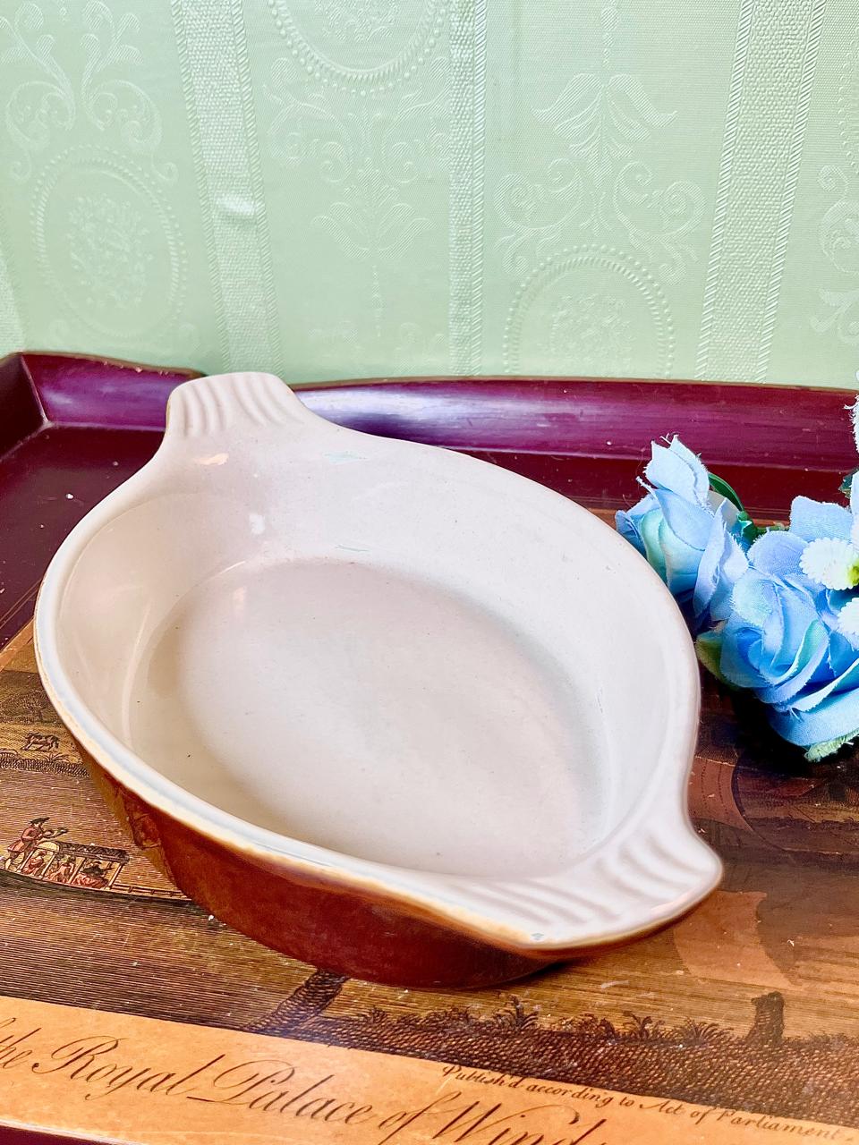 Vintage Brown Ceramic Oven-Safe Baking Dish 10 Inch