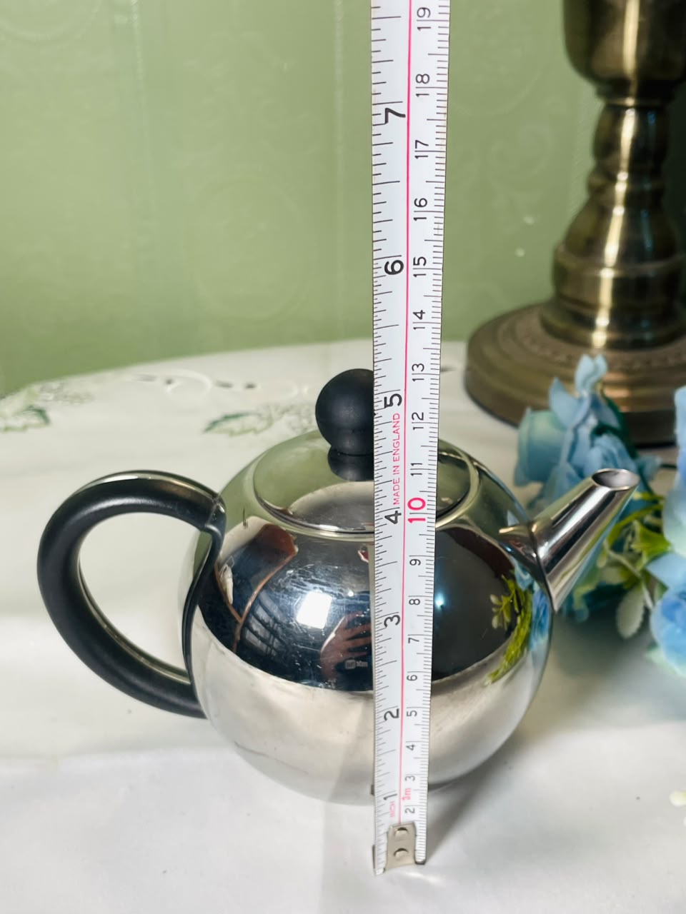 Vintage Polished Metal Teapot with Black Handle, 13 cm