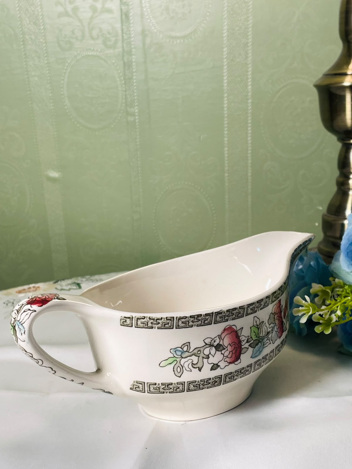 Vintage Floral Indian Tree Johnson bro England Gravy boat 8.5 Inch 1 Piece