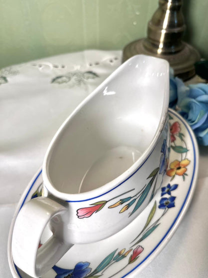 Vintage ALPINE MEADOW Blue Floral Gravy Boat & Underplate 2-Piece Set 19 cm