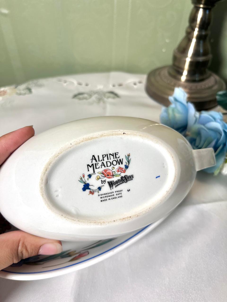 Vintage ALPINE MEADOW Blue Floral Gravy Boat & Underplate 2-Piece Set 19 cm