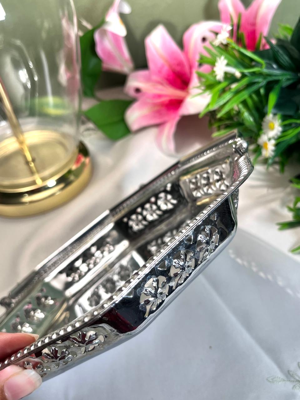 Silver-Tone Octagonal Floral Serving Tray 22 cm