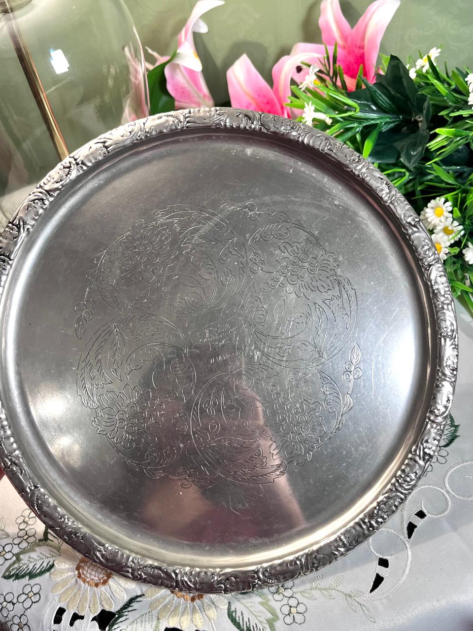 Silver-Tone Round Floral Serving Tray 28 cm