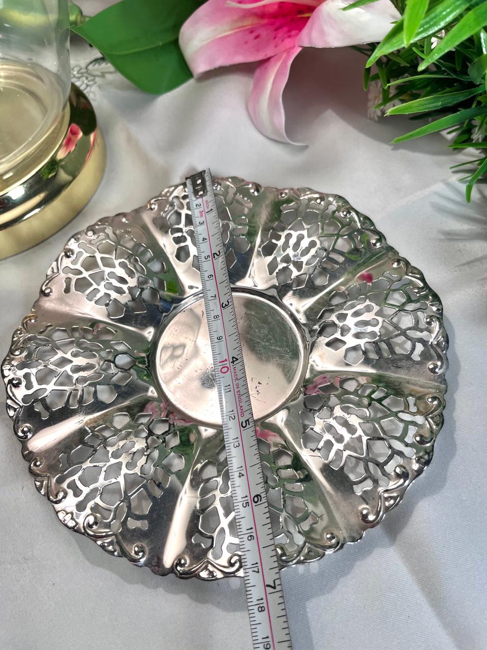 Silver-Tone Pierced Floral Serving Dish 17 cm