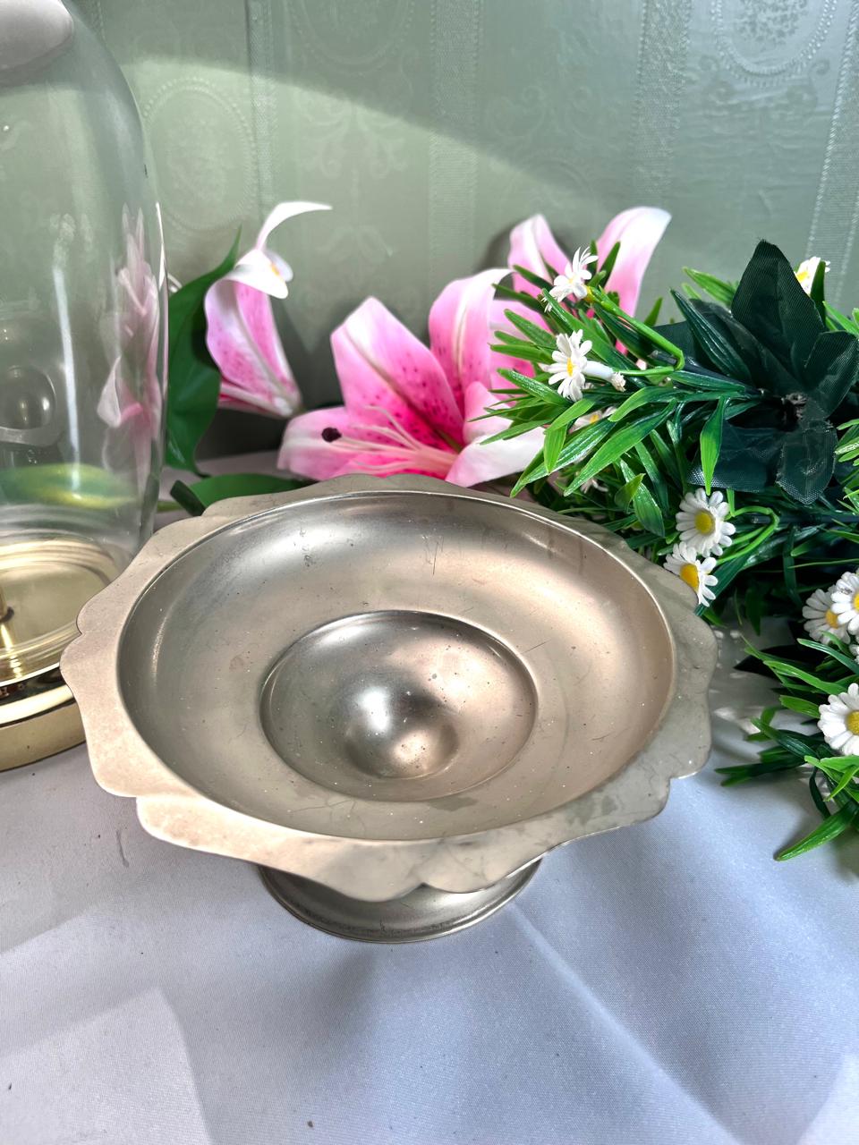 Vintage Silver-Tone Scalloped Serving Cake stand 7 Inch 1 Piece