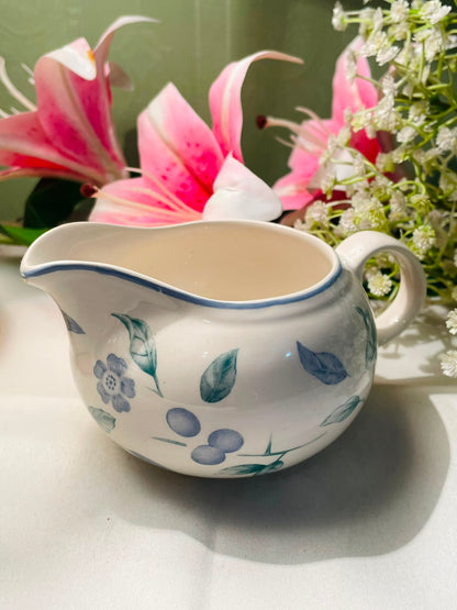 Blue Floral Gravy Boat – Approx. 5.5 Inches
