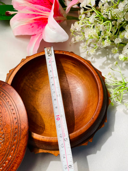 Carved Wooden Lidded Serving Bowl – Approx. 5 Inches