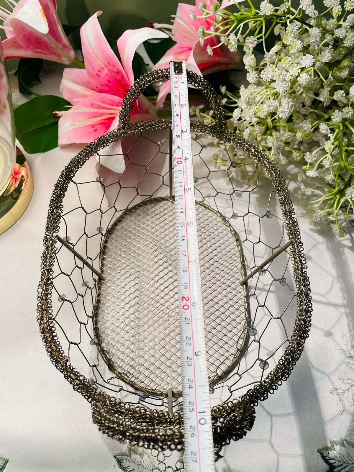 Silver-Tone Wire Serving Basket – Approx. 10 Inches