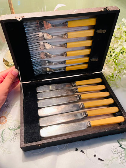 Yellow Handle Silver-Tone Cutlery Set – 12 Piece Boxed Set