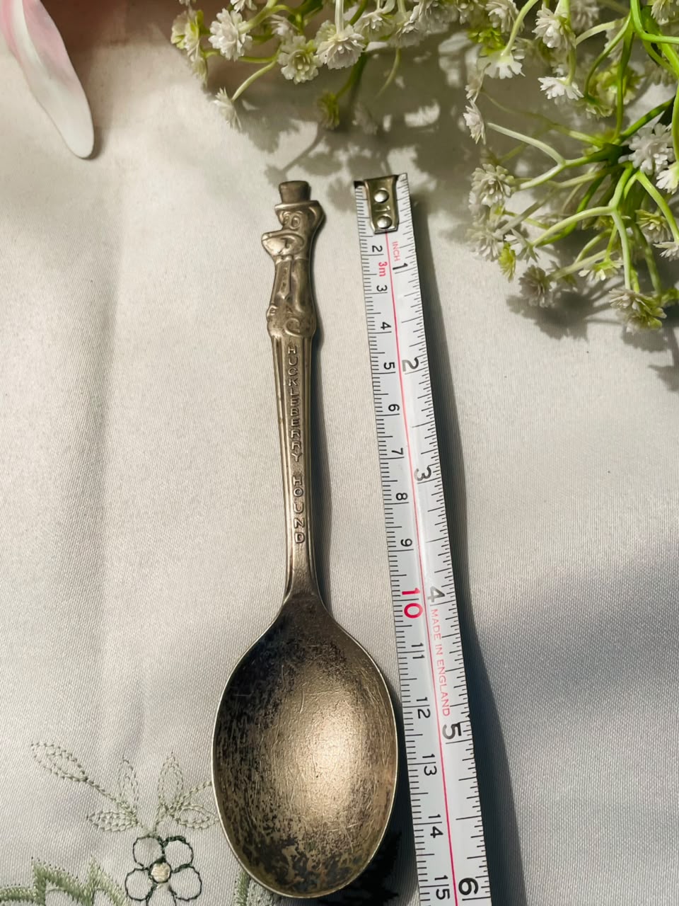 Huckleberry Hound Silver-Tone Souvenir Spoon – Approx. 6 Inches