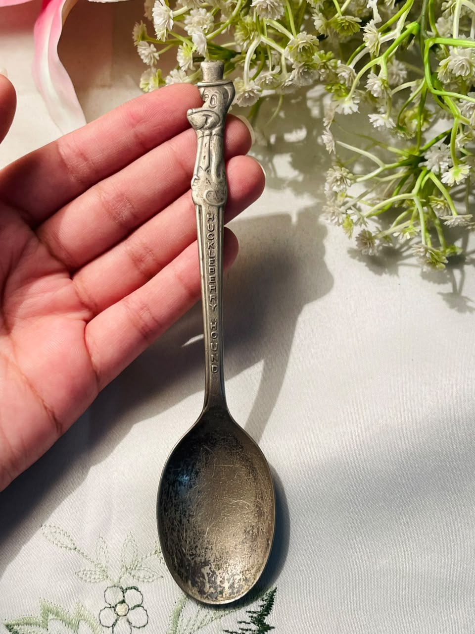 Huckleberry Hound Silver-Tone Souvenir Spoon – Approx. 6 Inches