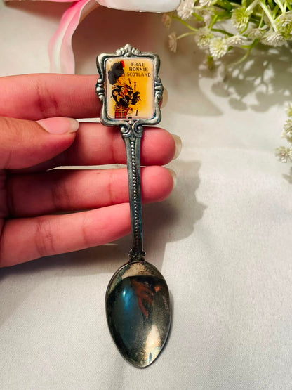 Bonnie Scotland Piper Souvenir Spoon – Approx. 4.5 Inches
