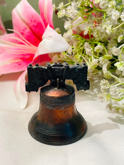 Vintage Metal Bell Ornament 8cm