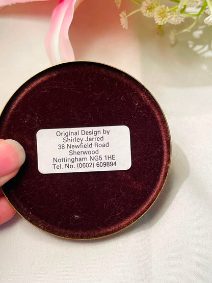 Vintage Dried Floral Display Gold-Tone Round Frame 8 cm