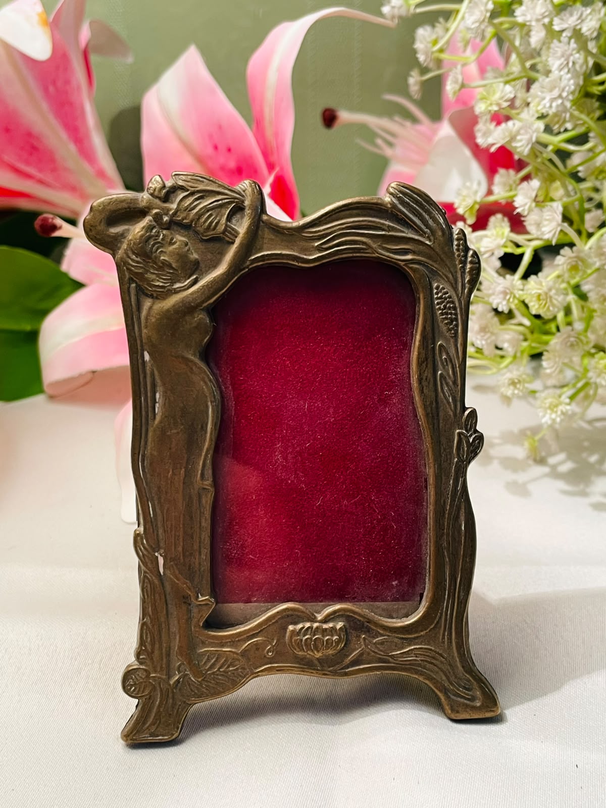 Vintage Gold-Tone Figural Photo Frame Art Nouveau Style 10 cm