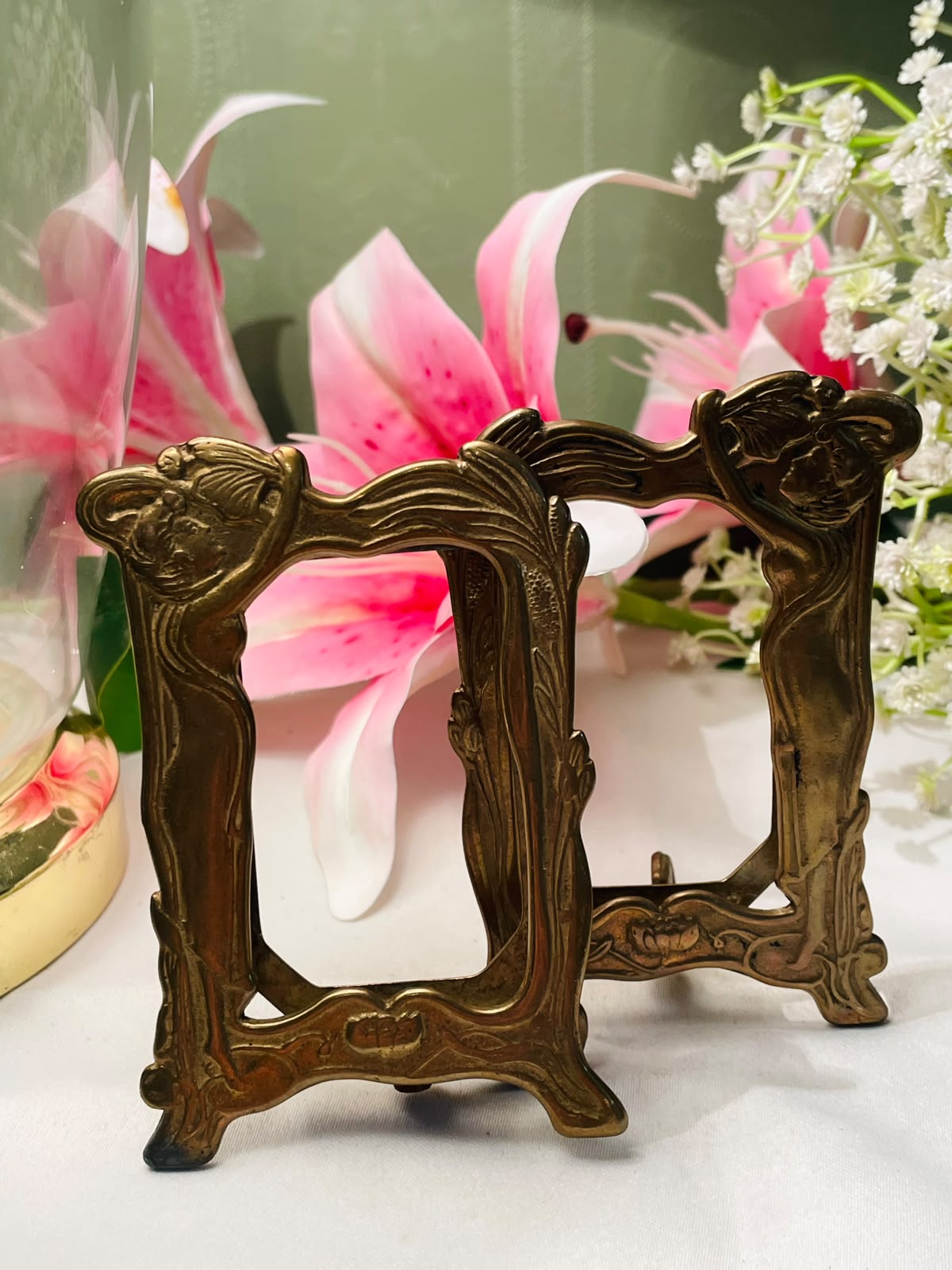 Vintage Brass -Tone Art Nouveau Style Photo Frame 14 cm