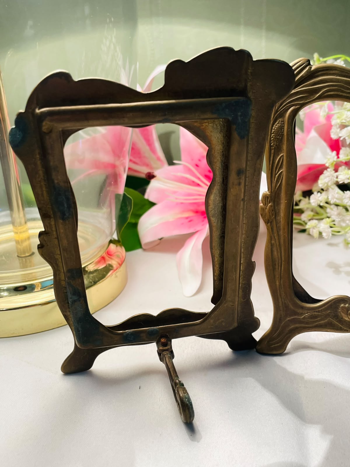 Vintage Brass -Tone Art Nouveau Style Photo Frame 14 cm