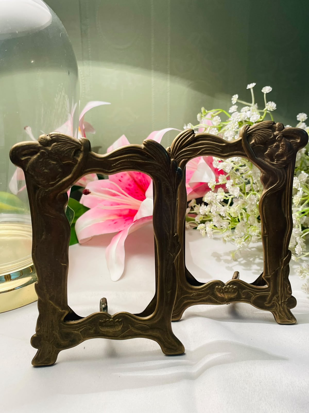 Vintage Brass -Tone Art Nouveau Style Photo Frame 14 cm