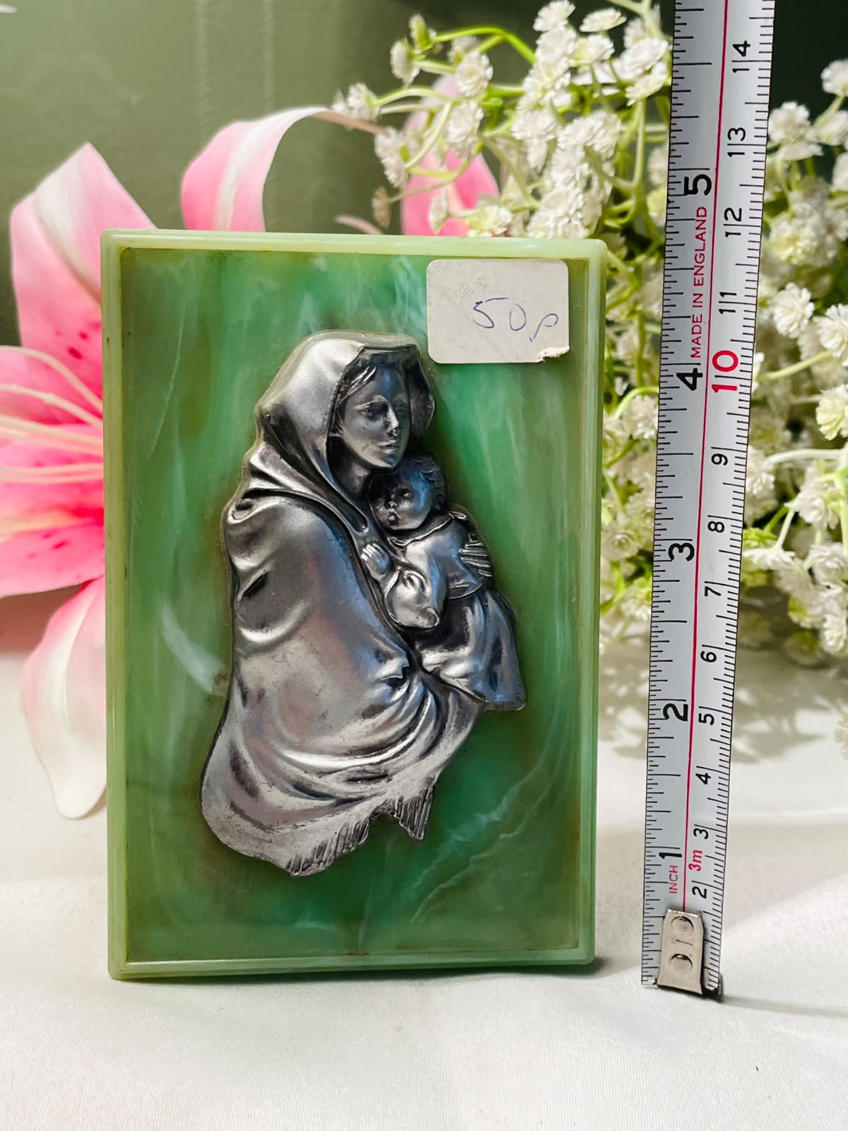 Vintage Mother & Child Wall Plaque Green Silver-Tone 12 cm