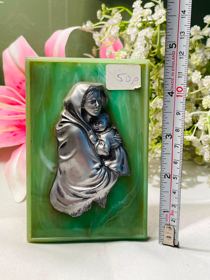Vintage Mother & Child Wall Plaque Green Silver-Tone 12 cm