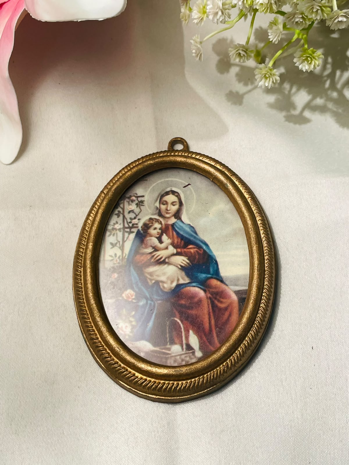 Vintage Madonna & Child Framed Print Gold-Tone Oval 9 cm