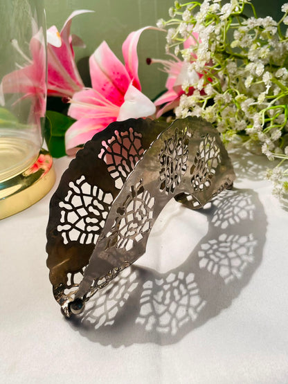 Silver-Tone Pierced Floral Napkin Holder 18 cm
