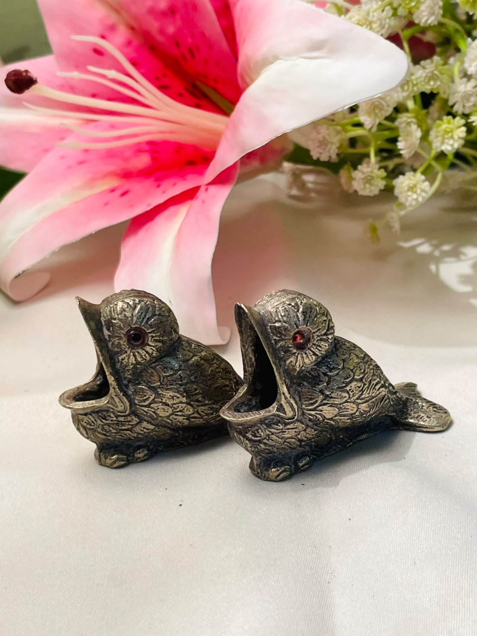 Vintage Silver-Tone Pair of Love Fish Figurine Approx. 6 cm