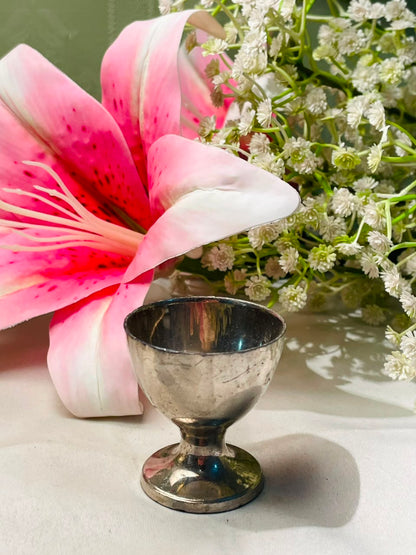 Vintage Silver-Tone Pedestal Egg holder Mini 5 cm