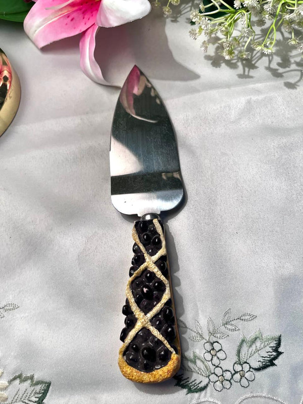 Vintage Cake Server Silver-Tone Decorative Handle 24 cm