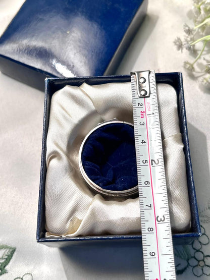 Vintage Silver-Tone Oval Holder Blue Velvet Insert 4 cm