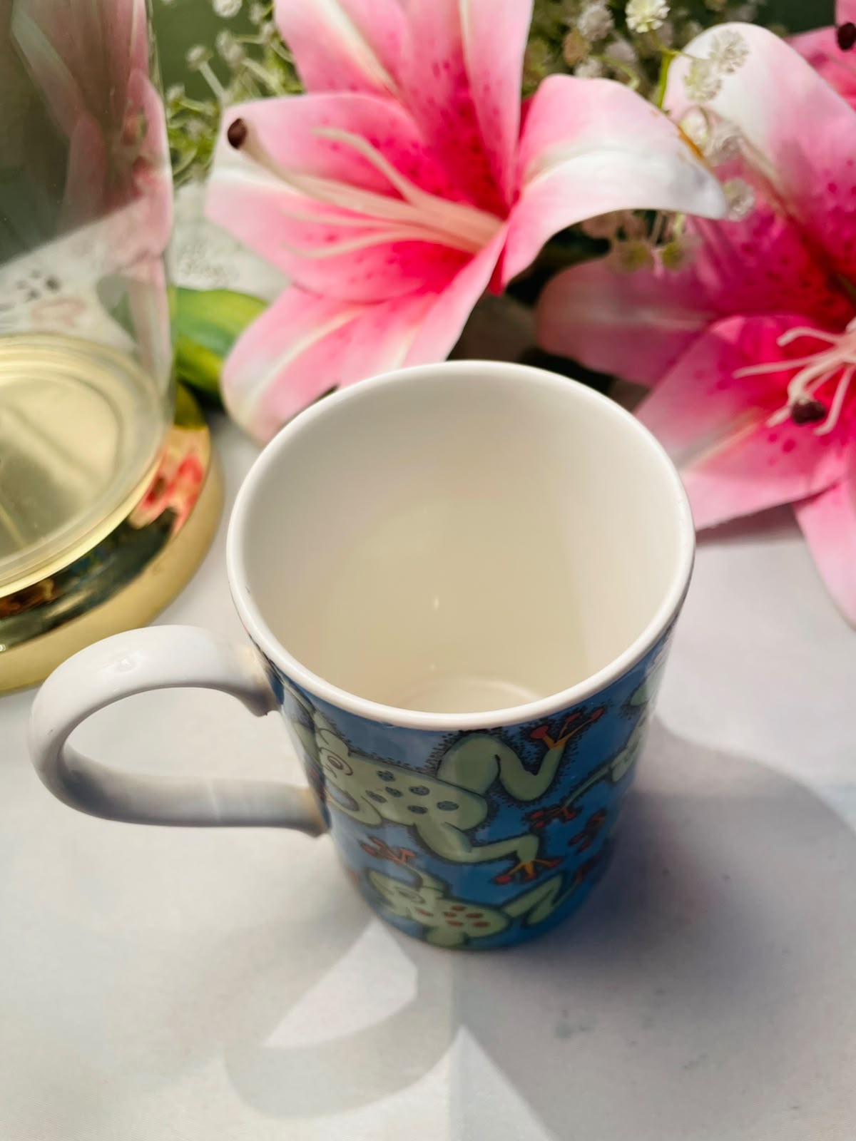 Blue Frog Ceramic Mug Green Cartoon Design 11 cm
