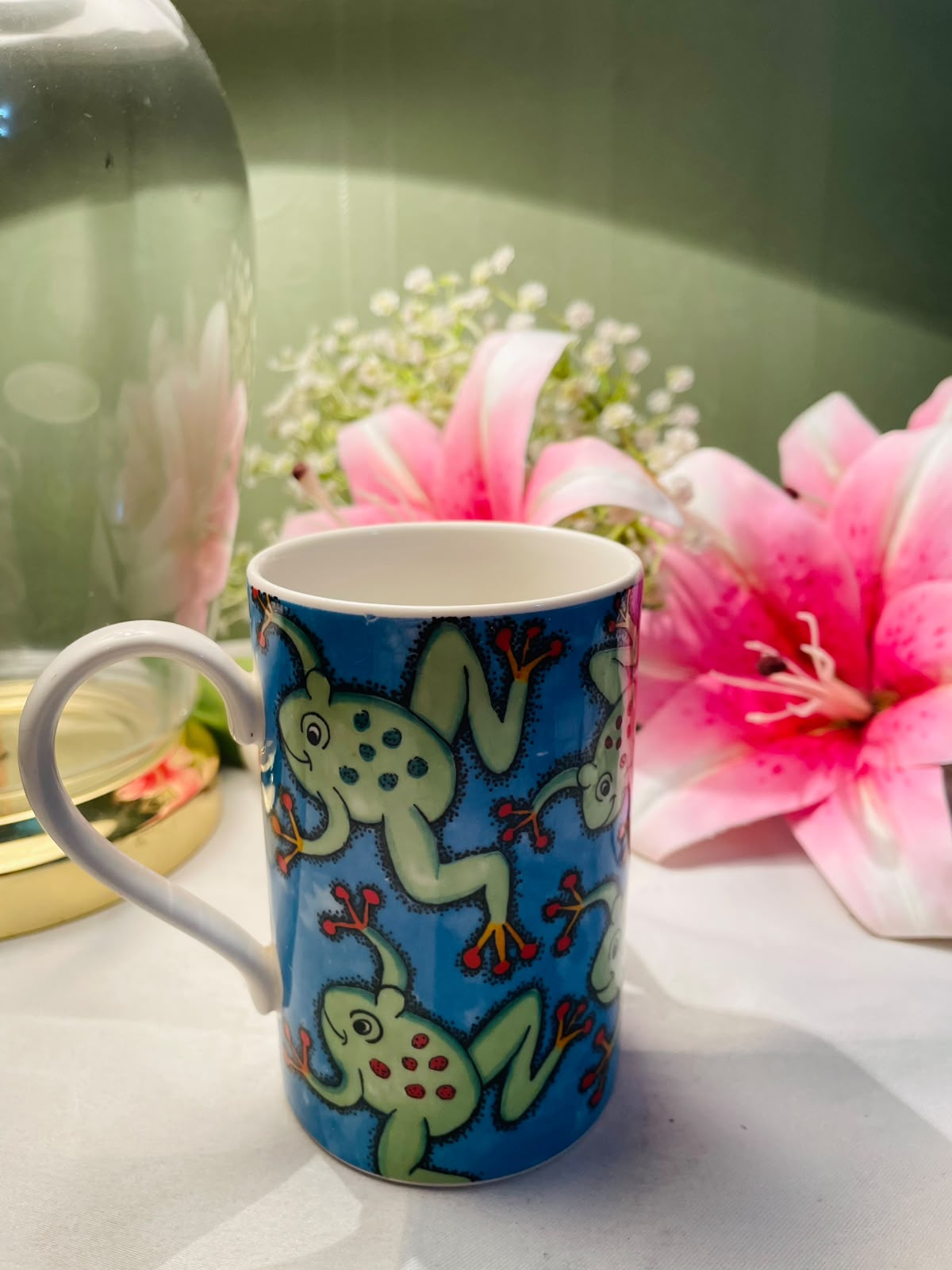 Blue Frog Ceramic Mug Green Cartoon Design 11 cm