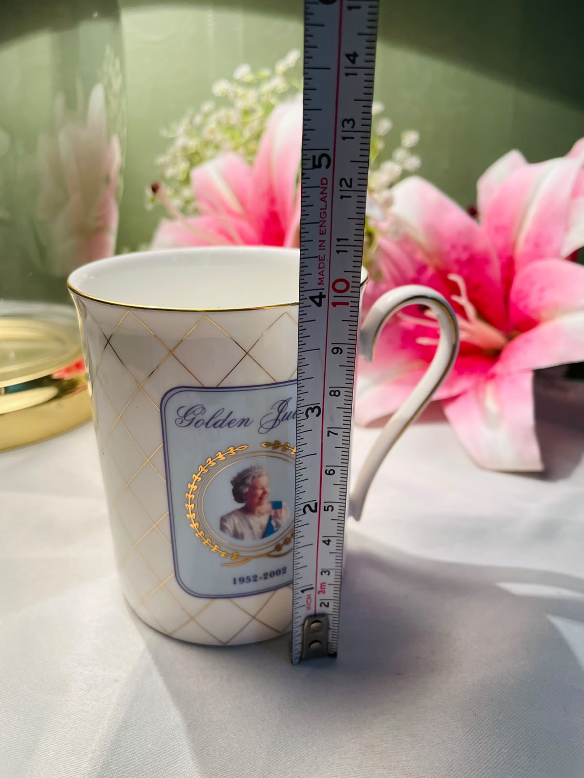 Golden Jubilee 1952–2002 Ceramic Commemorative Mug 10 cm