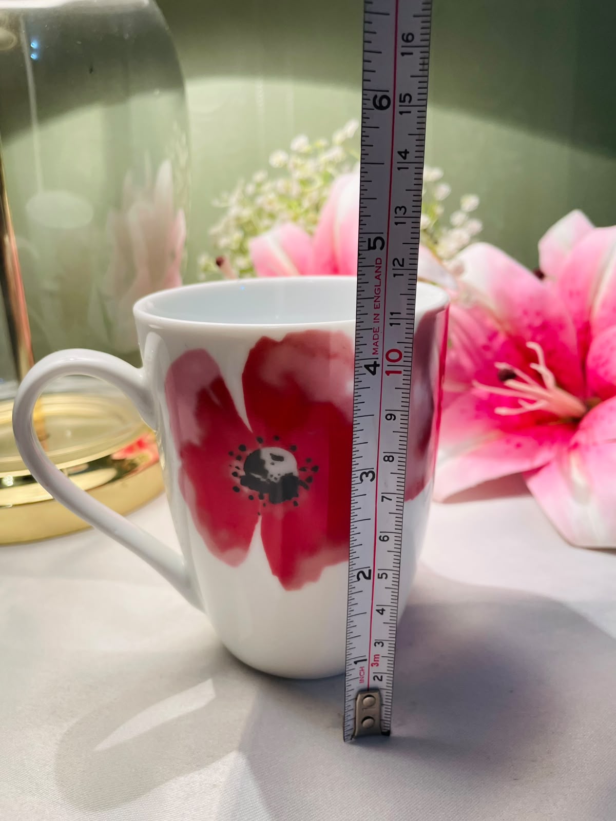 White Ceramic Mug Red Poppy Floral Design 10 cm