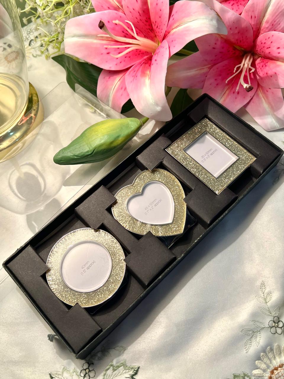 EO Title: Gold Glitter Mini Photo Frames 3-Piece Set