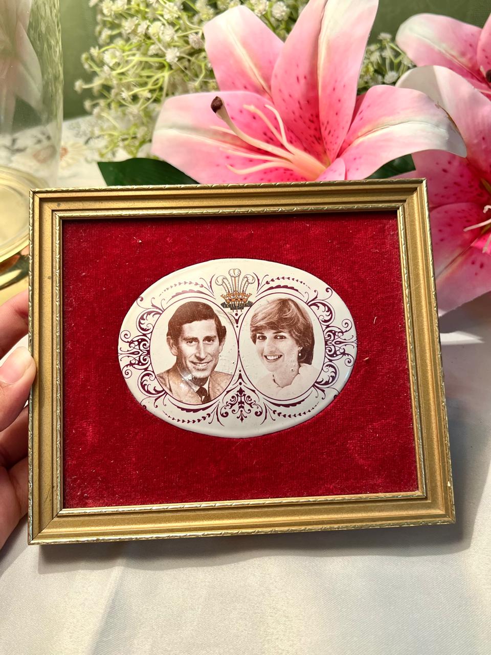 Bilston Enamel Double Portrait Framed Plaque Approx. 19 cm